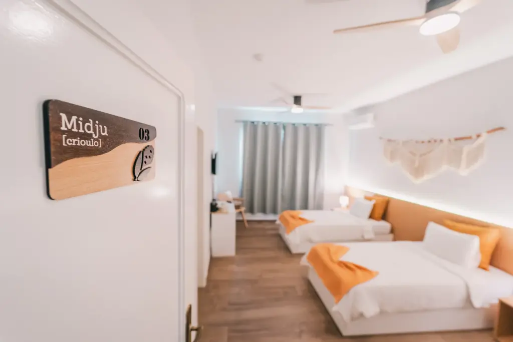 Twin room with two separate beds at Casa Jardim di Sol
